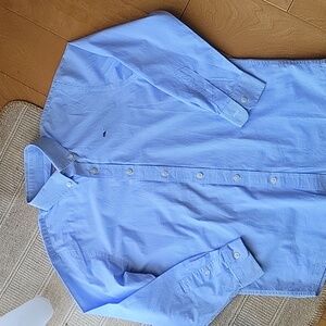 Vineyard Vines boys blue gingham shirt size M 12-14